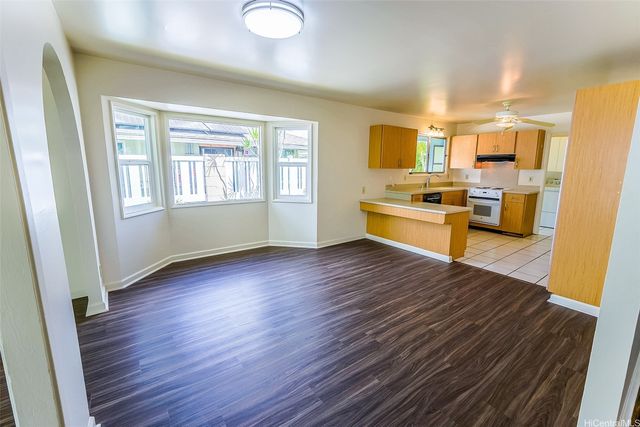 1439 Akuleana Place, Kailua, HI 96734