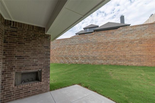 8233 Hazelwood Way, Edmond, OK 73034