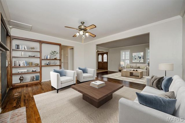 1803 Seven Pines, St Louis, MO 63146