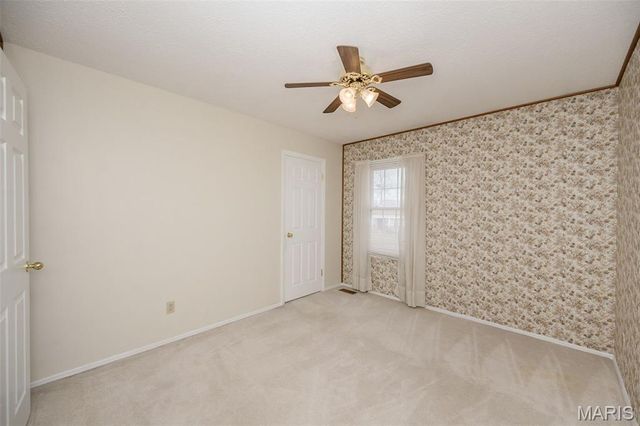 1803 Seven Pines, St Louis, MO 63146