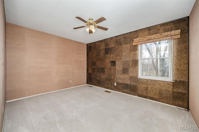 1803 Seven Pines, St Louis, MO 63146