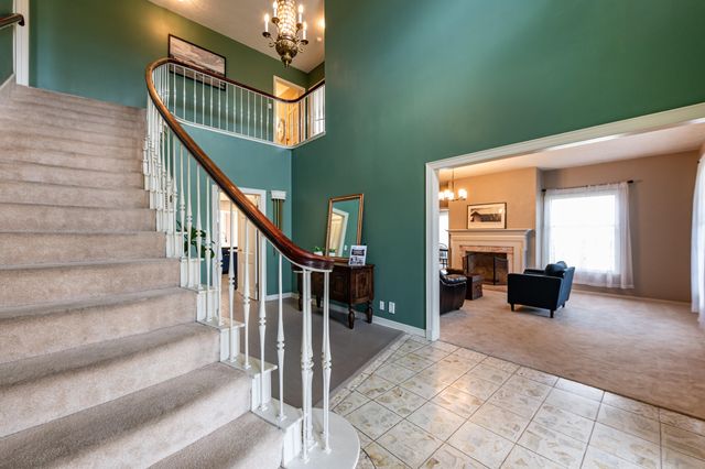 1809 Newton Place NE, Albuquerque, NM 87106