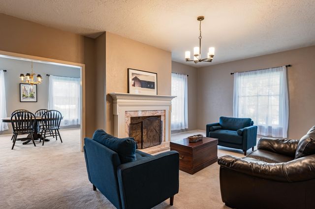 1809 Newton Place NE, Albuquerque, NM 87106