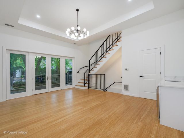 842 N Wolcott Avenue 4, Chicago, IL 60622