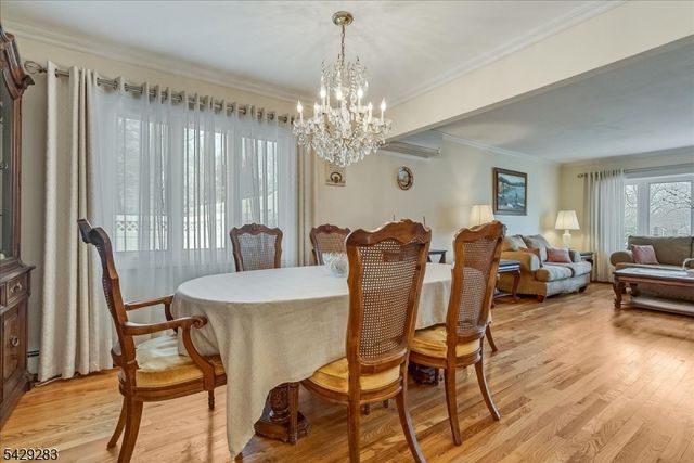 40 Catherine Ct, Cedar Grove Twp., NJ 07009