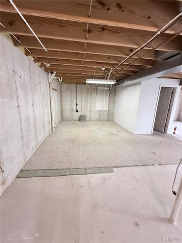 3550 Canyon Creek Drive, St Peters, MO 63303