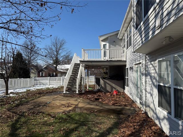 3550 Canyon Creek Drive, St Peters, MO 63303