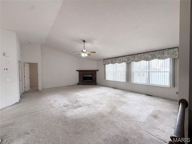 3550 Canyon Creek Drive, St Peters, MO 63303