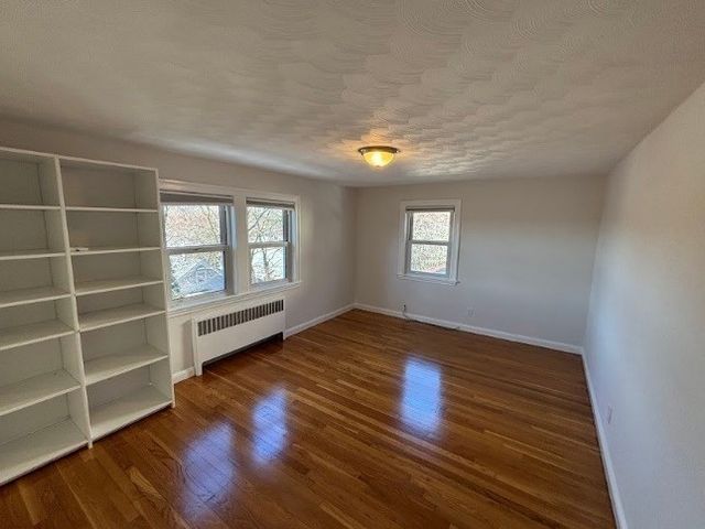 60 Redlands Rd, Boston, MA 02132