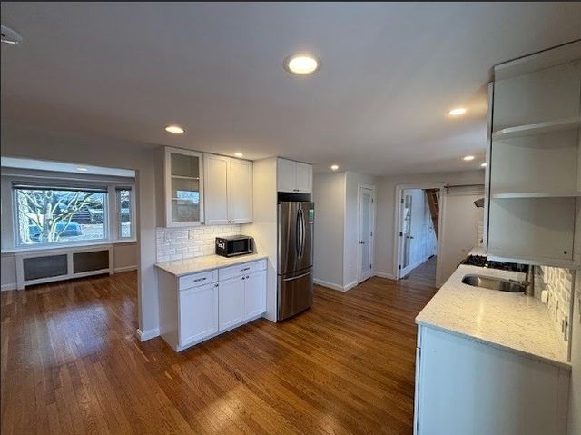 60 Redlands Rd, Boston, MA 02132