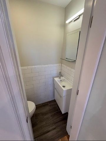 60 Redlands Rd, Boston, MA 02132