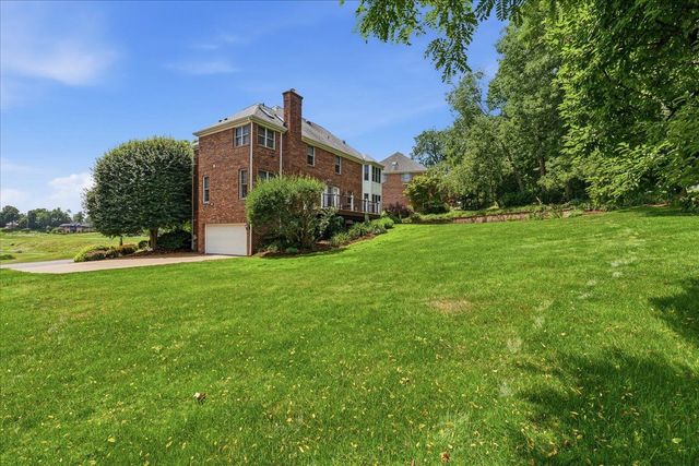 131 Alaqua DRIVE, Ohio Twp, PA 15143