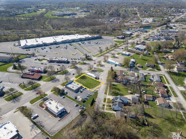 27200 TELEGRAPH, Flat Rock, MI 48134