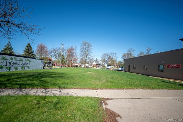 27200 TELEGRAPH, Flat Rock, MI 48134
