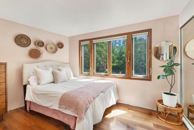6465 N Santa Monica BOULEVARD, Fox Point, WI 53217
