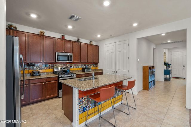 7231 S Pollux Place, Tucson, AZ 85757