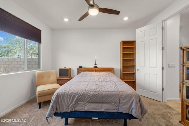 7231 S Pollux Place, Tucson, AZ 85757