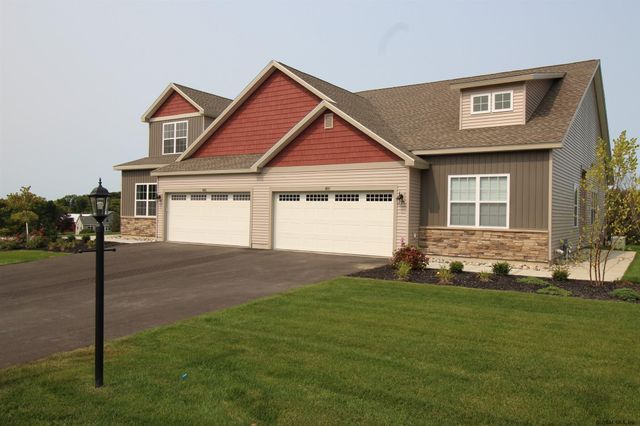 4201 Charles Lane, North Greenbush, NY 12180