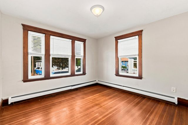 9 Gregg St, Beverly, MA 01915