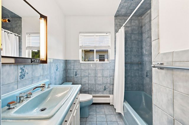 9 Gregg St, Beverly, MA 01915