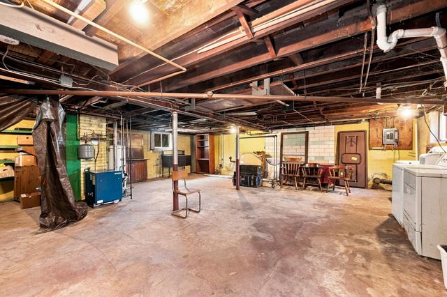 9 Gregg St, Beverly, MA 01915
