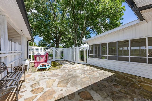 16490 Wesley Evans Rd, Prairieville, LA 70769
