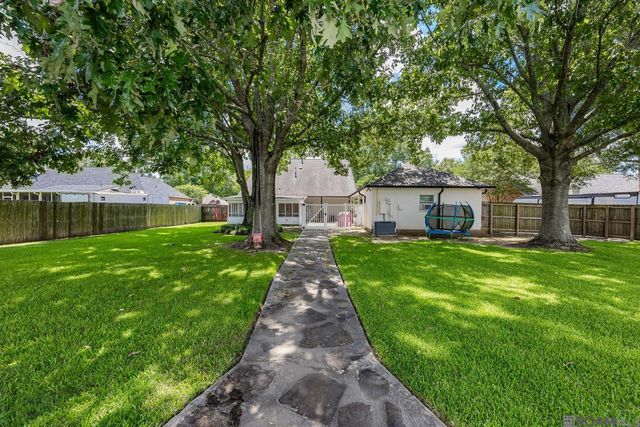 16490 Wesley Evans Rd, Prairieville, LA 70769