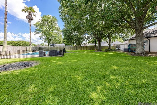 16490 Wesley Evans Rd, Prairieville, LA 70769