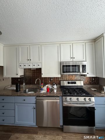 132 Farmington Chase Crescent 132, Farmington, CT 06032