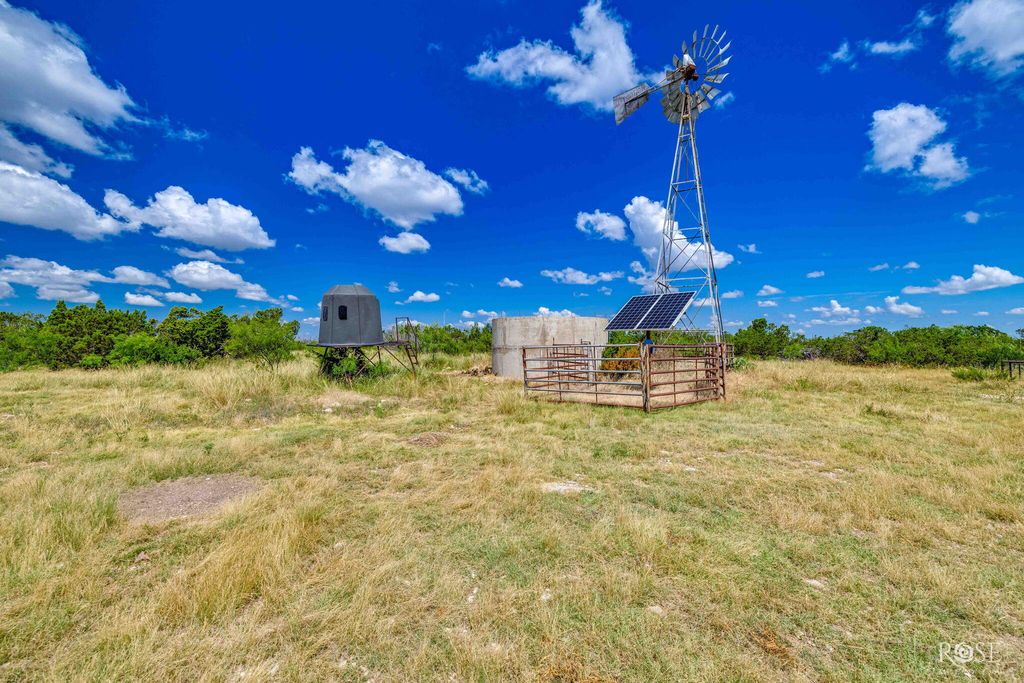 Image 19 of property listing at 10752 Scr 110, Sonora, TX 76950
