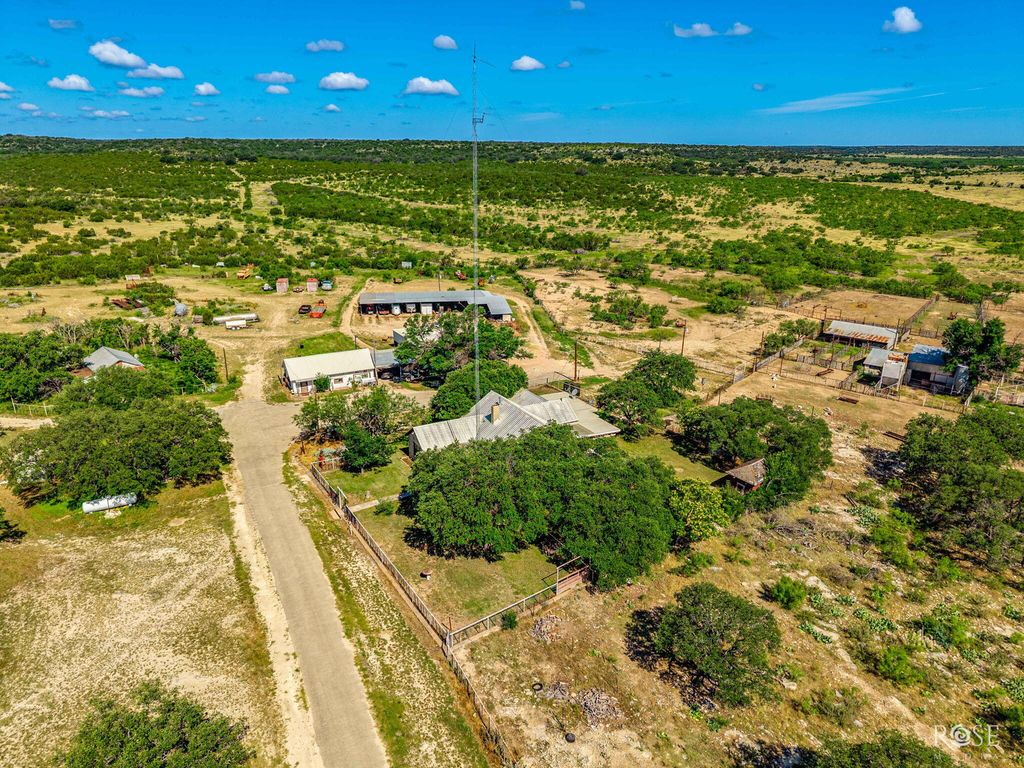 Image 27 of property listing at 10752 Scr 110, Sonora, TX 76950