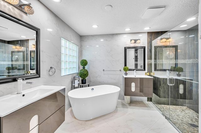 1973 NW 45th Street, Oakland Park, FL 33309