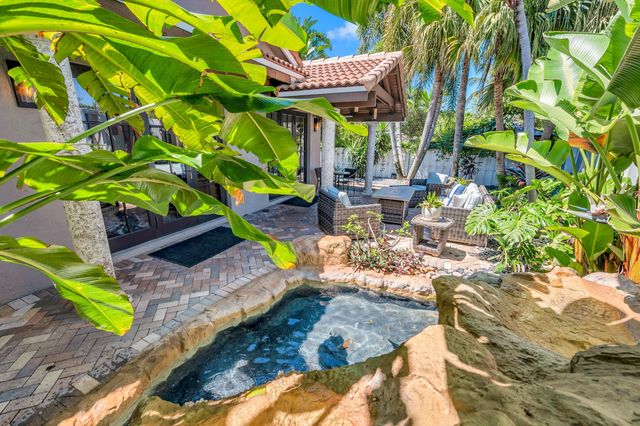 1973 NW 45th Street, Oakland Park, FL 33309