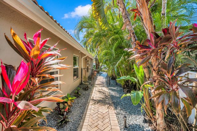 1973 NW 45th Street, Oakland Park, FL 33309