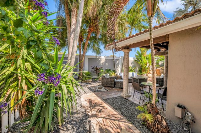 1973 NW 45th Street, Oakland Park, FL 33309