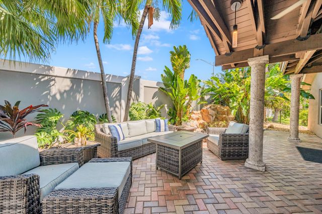 1973 NW 45th Street, Oakland Park, FL 33309