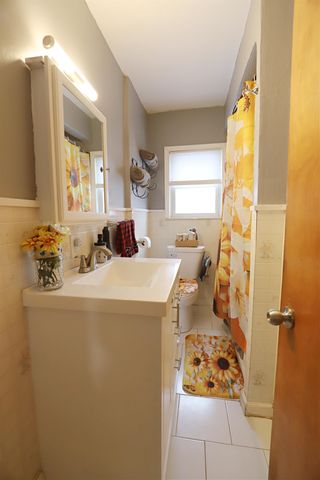 2242 W Lake Road, Vienna Twp, MI 48420