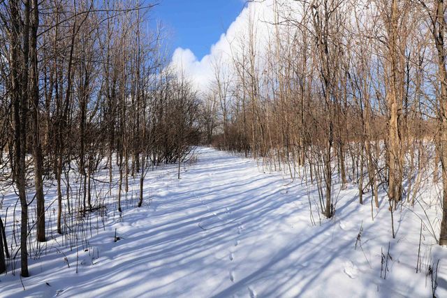 2242 W Lake Road, Vienna Twp, MI 48420