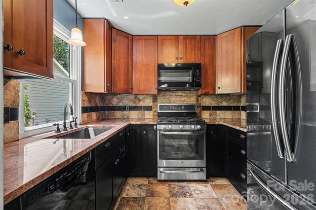 9330 Oren Thompson Road, Charlotte, NC 28213