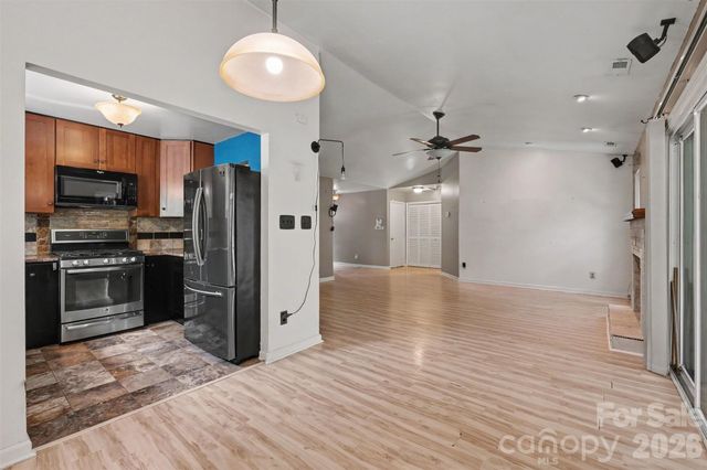 9330 Oren Thompson Road, Charlotte, NC 28213