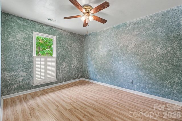 9330 Oren Thompson Road, Charlotte, NC 28213