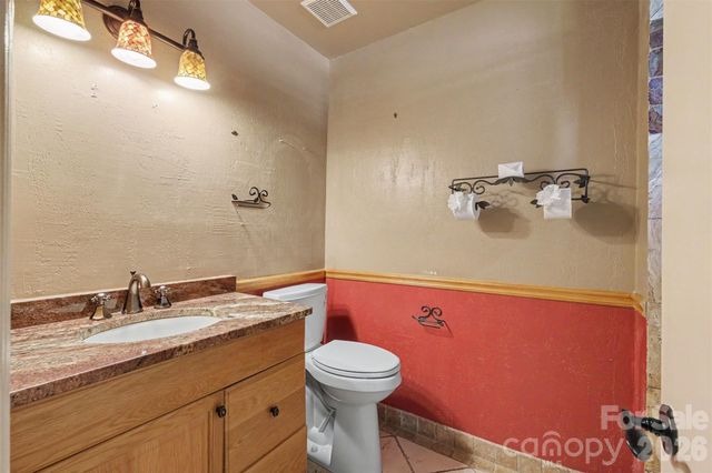 9330 Oren Thompson Road, Charlotte, NC 28213