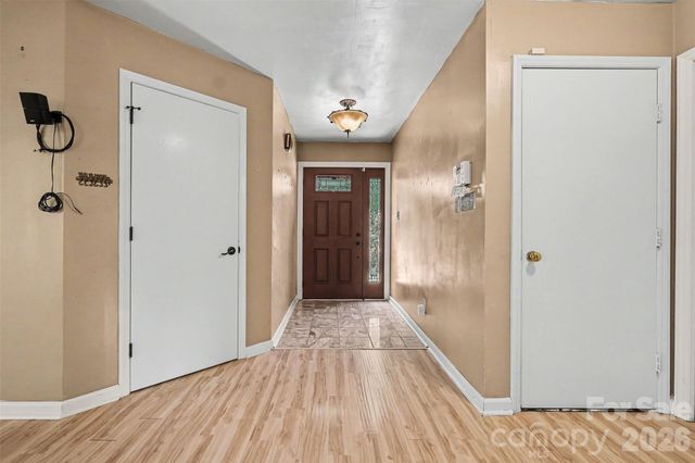 9330 Oren Thompson Road, Charlotte, NC 28213