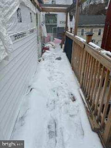 1101 W MARKET ST, Pottsville, PA 17901