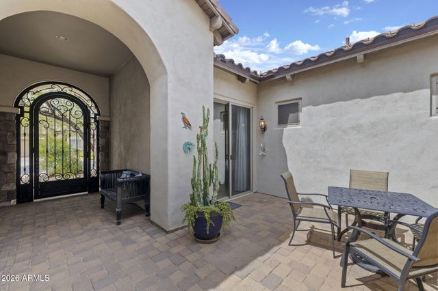 2008 W GLORIA Lane, Phoenix, AZ 85085