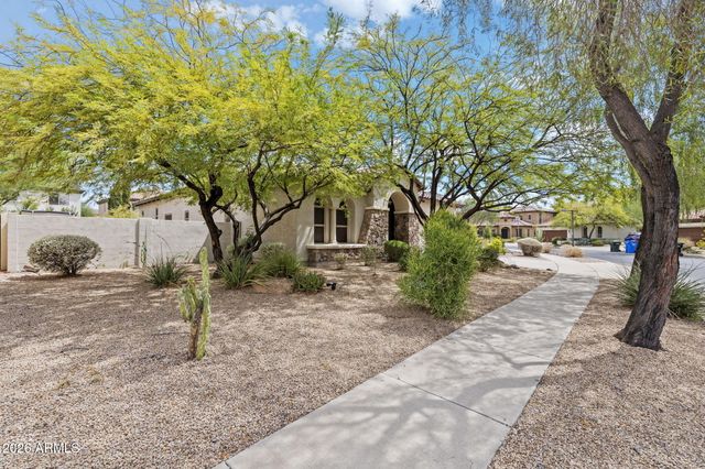 2008 W GLORIA Lane, Phoenix, AZ 85085