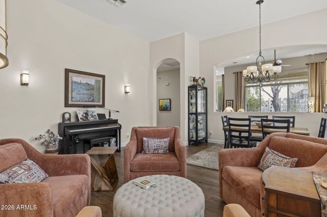 2008 W GLORIA Lane, Phoenix, AZ 85085