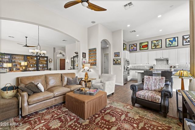 2008 W GLORIA Lane, Phoenix, AZ 85085