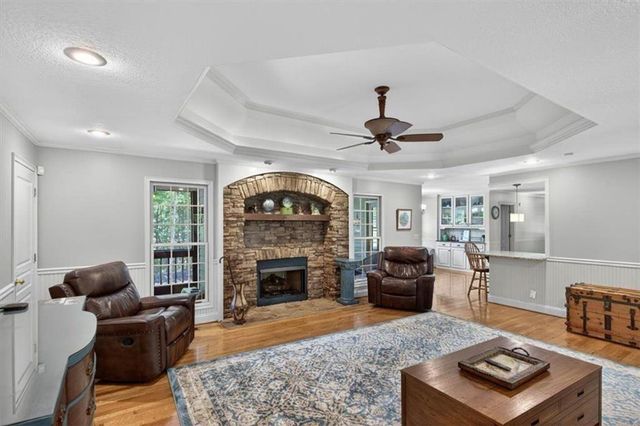 96 Oakridge Lane, Ellijay, GA 30536