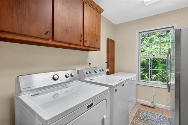 96 Oakridge Lane, Ellijay, GA 30536